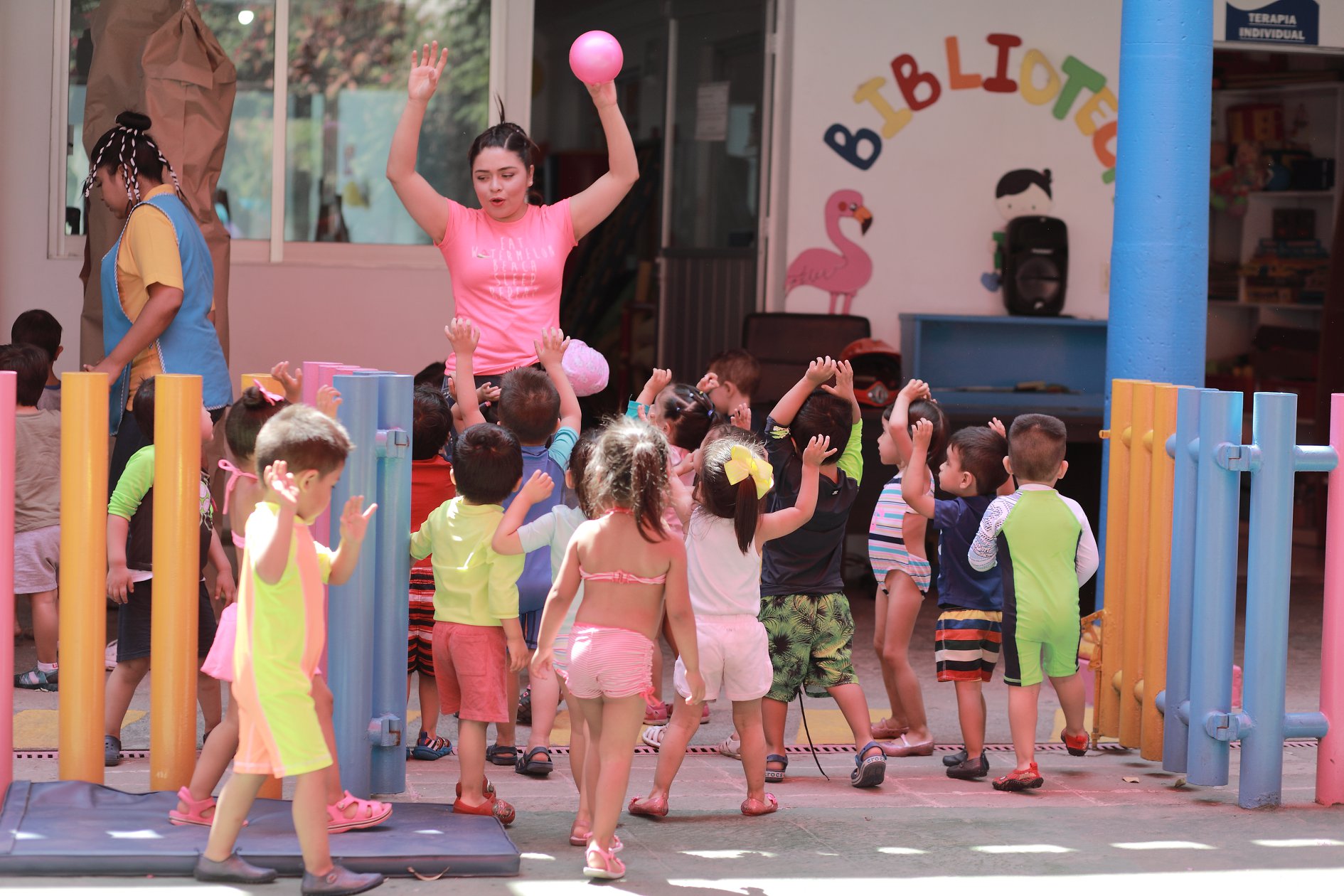 Fachada de la Guardería Windsor en Río Mayo, Cuernavaca